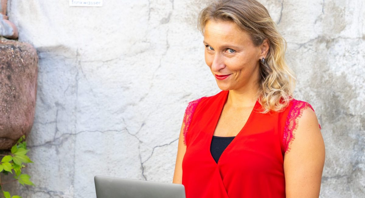 Malaika Loher, Führungsarchitektin, zum Thema Mitarbeiter loswerden und faire Trennung im Mittelstand